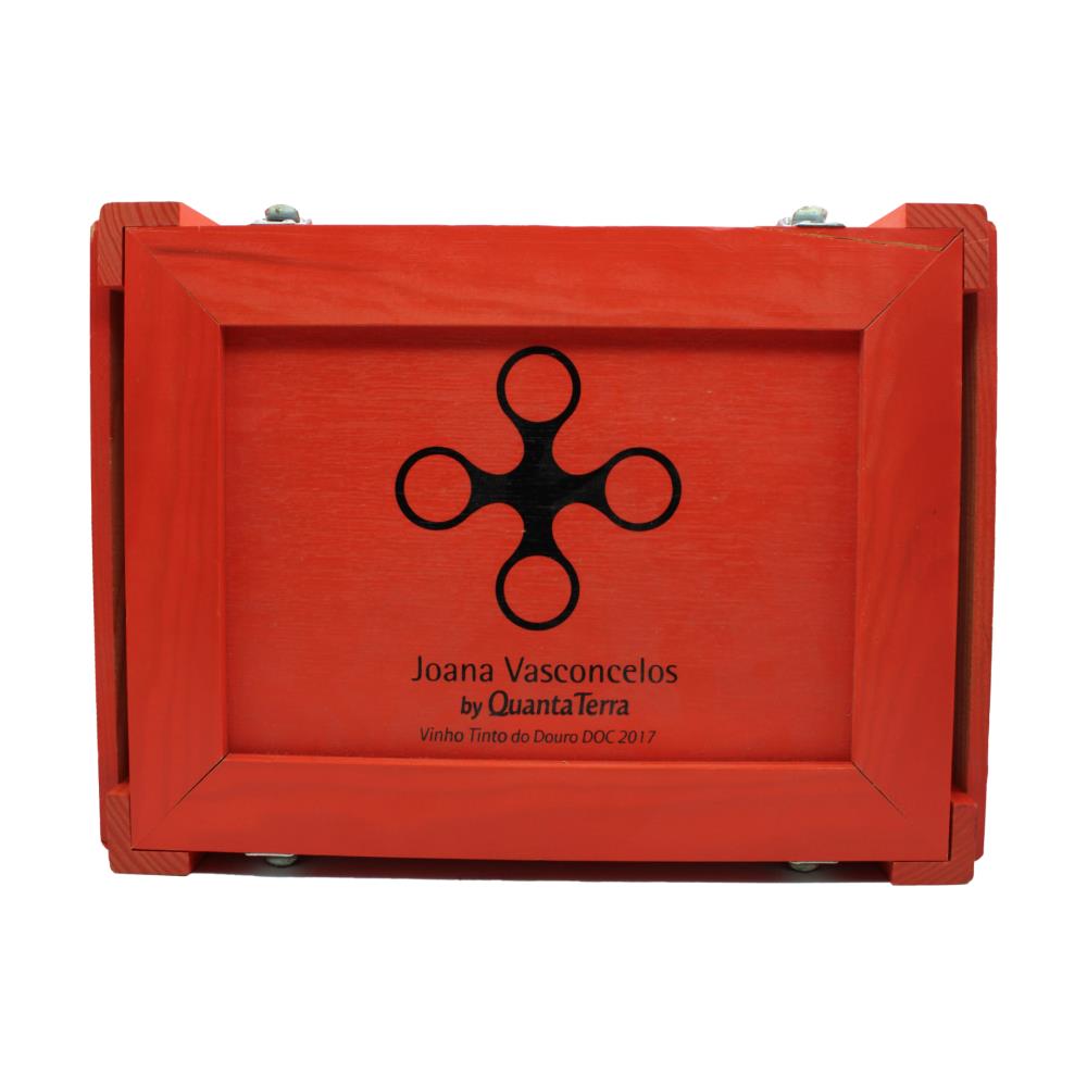 Joana Vasconcelos by Quanta Terra Tinto x3 - Image 2